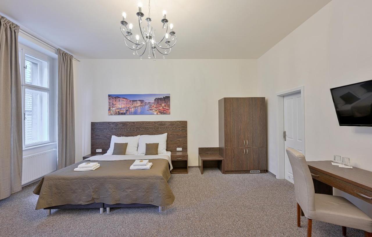 Venezia Hotel Praag